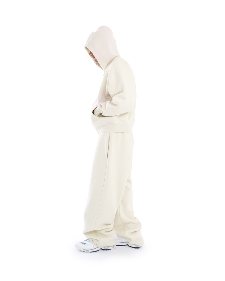 ALMOND DAY2DAY SWEATS