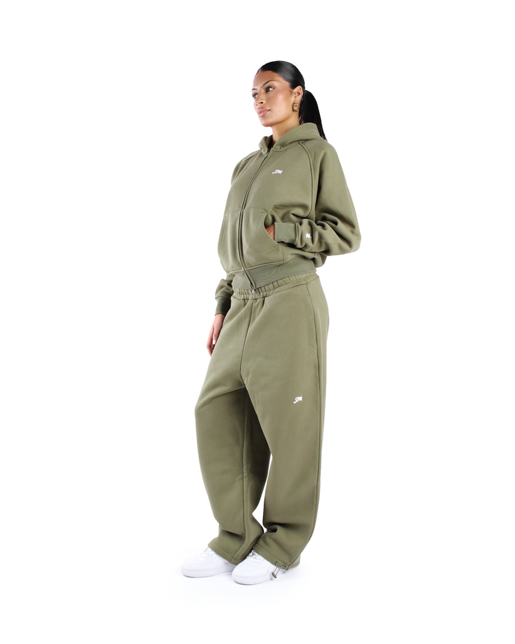 OLIVE DAY2DAY SWEATS