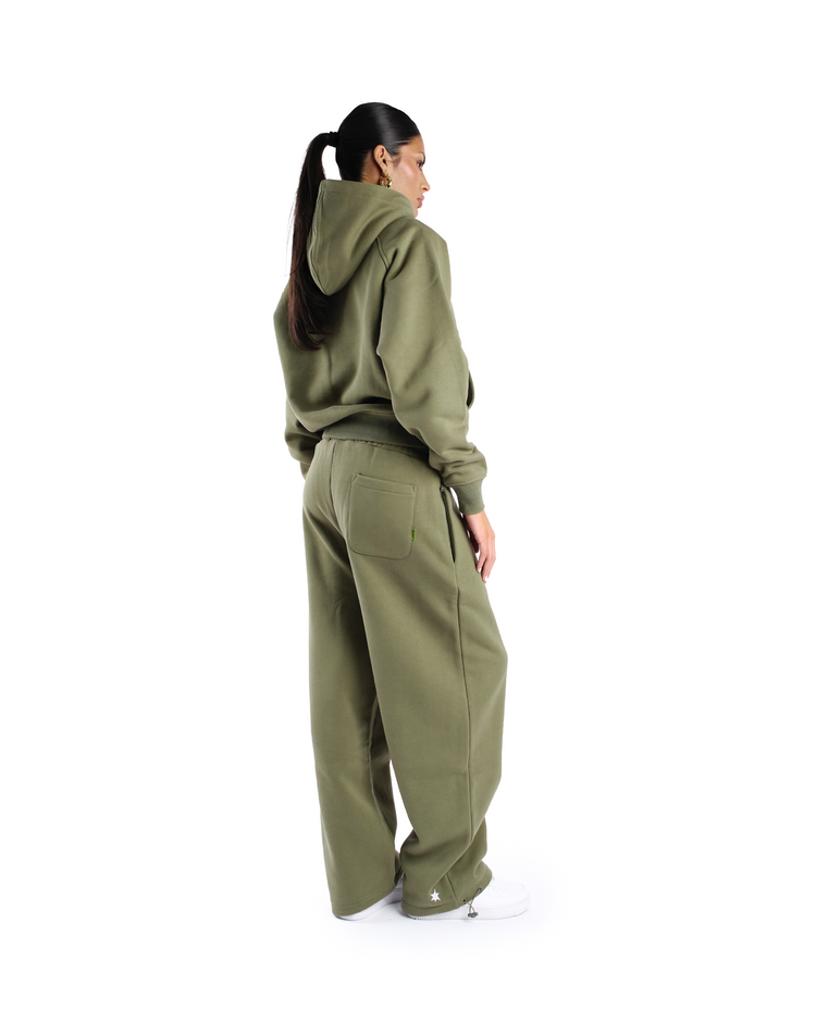 OLIVE DAY2DAY SWEATS