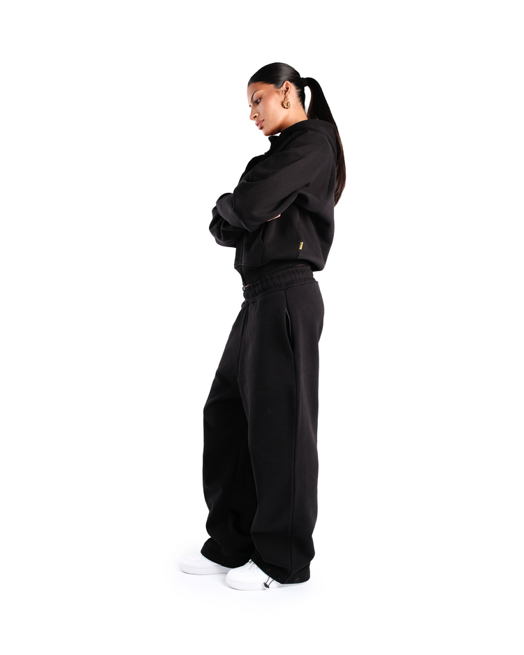 BLACK DAY2DAY SWEATS