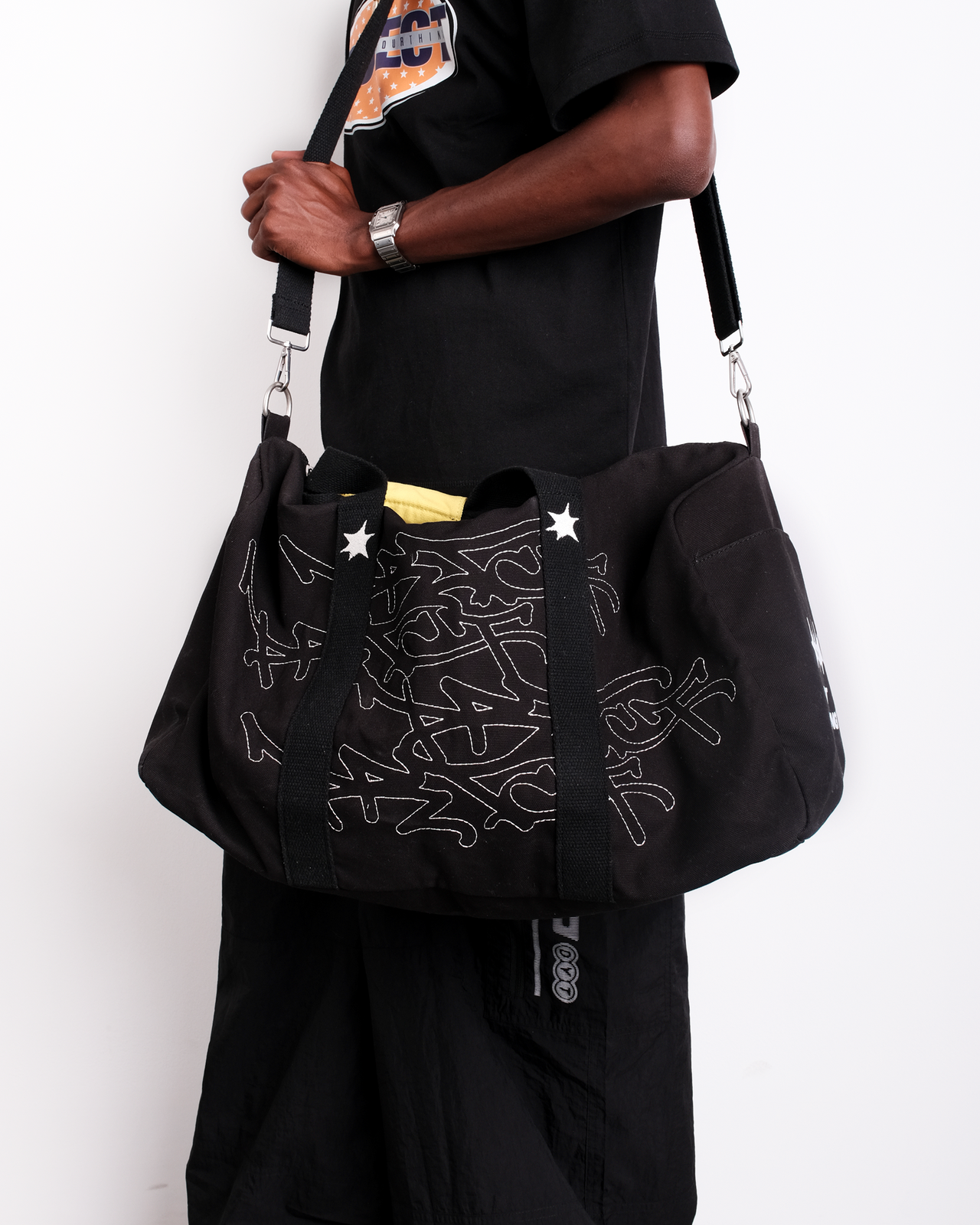 BLACK GRAFF SPORTS DUFFLE